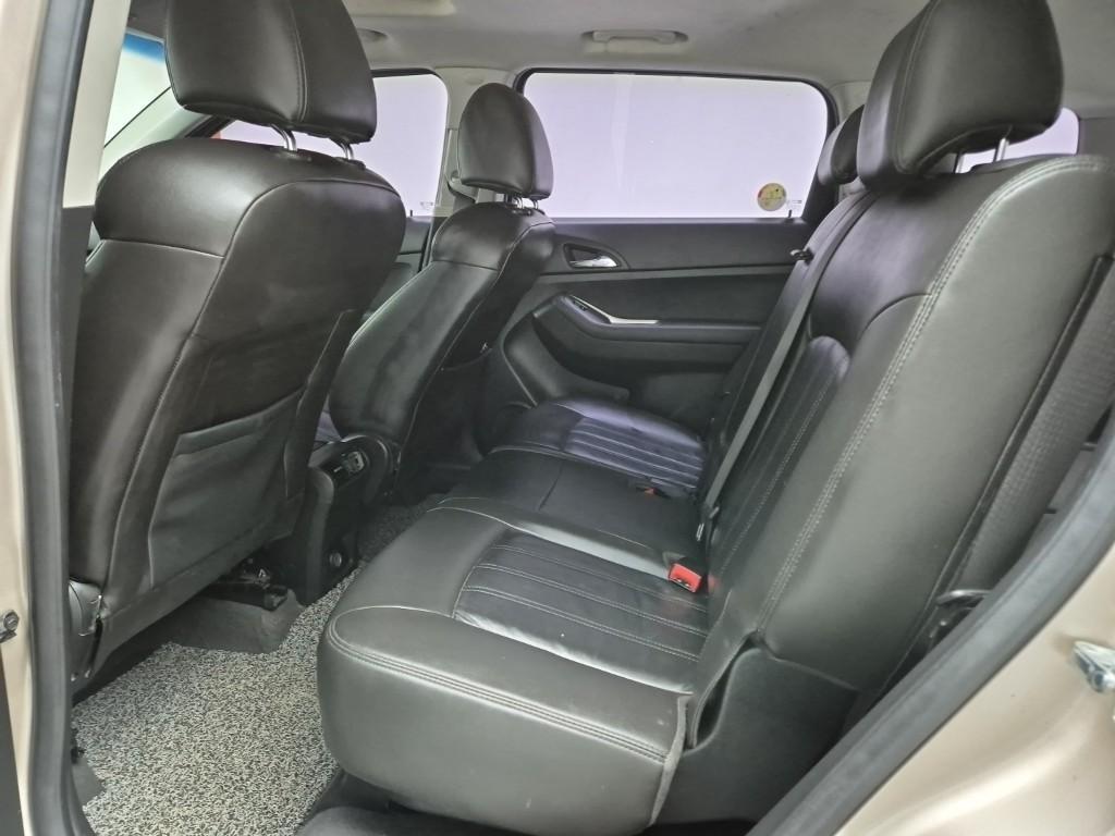 Chevrolet Orlando 2012 Gold color - Importación desde Corea - HF Imports Iquique - Foto 19