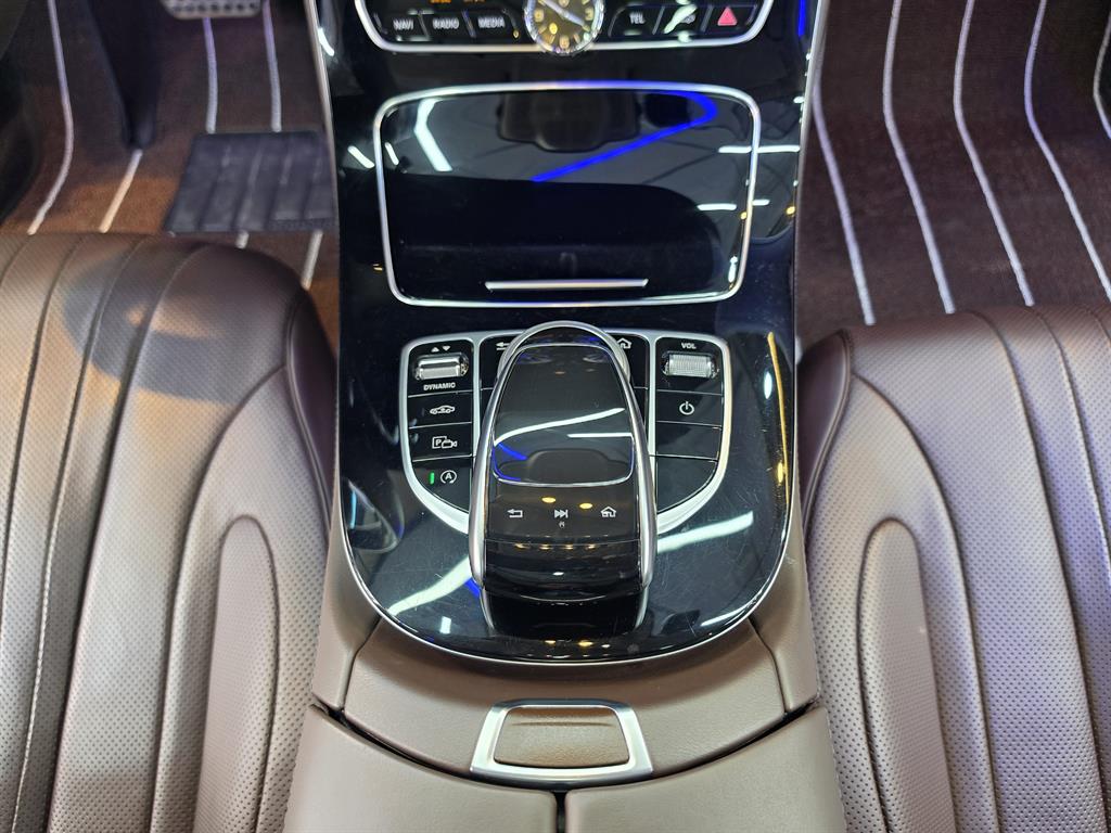 Mercedes Benz CLS Class 2019 Negro - Importación desde Corea - HF Imports Iquique - Foto 13