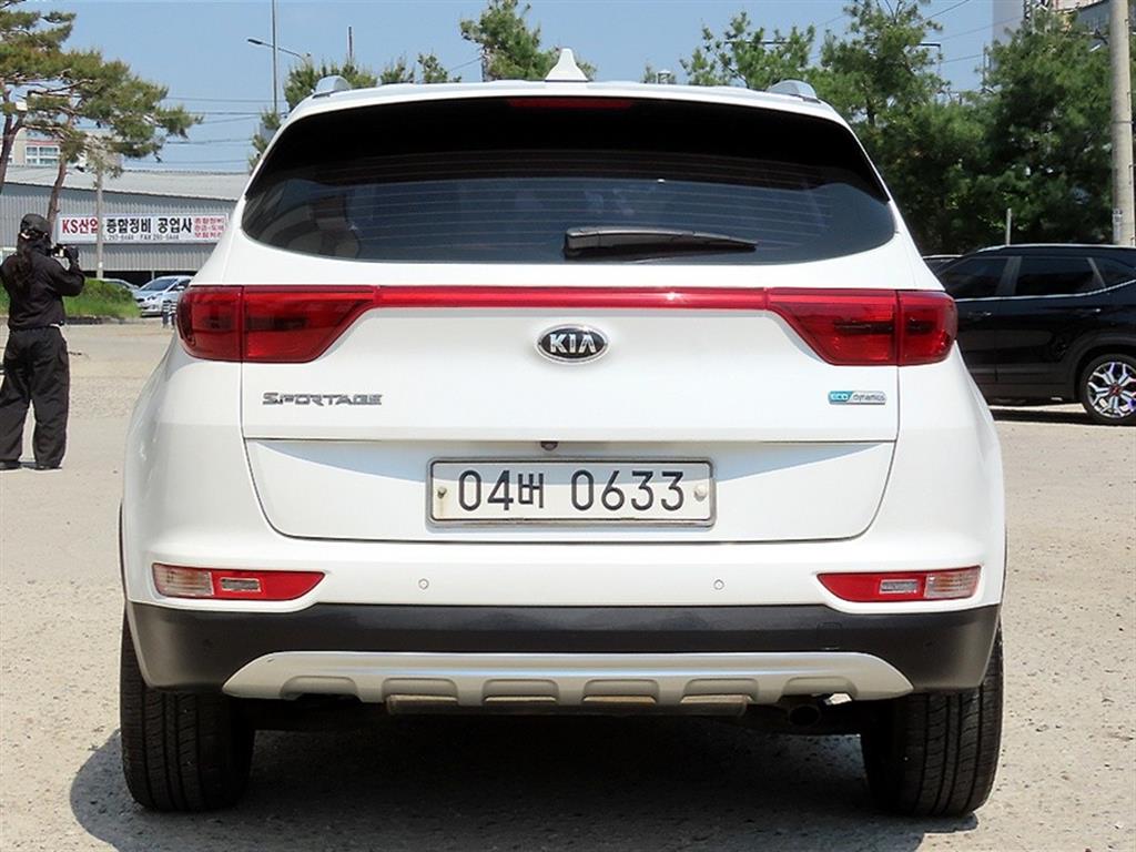 KIA Sportage - Vista 4