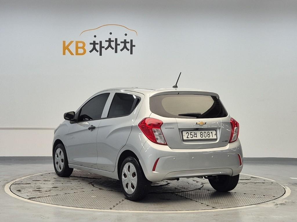 Chevrolet Spark - Vista 3