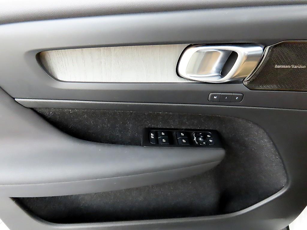 Volvo XC40 - Vista 11
