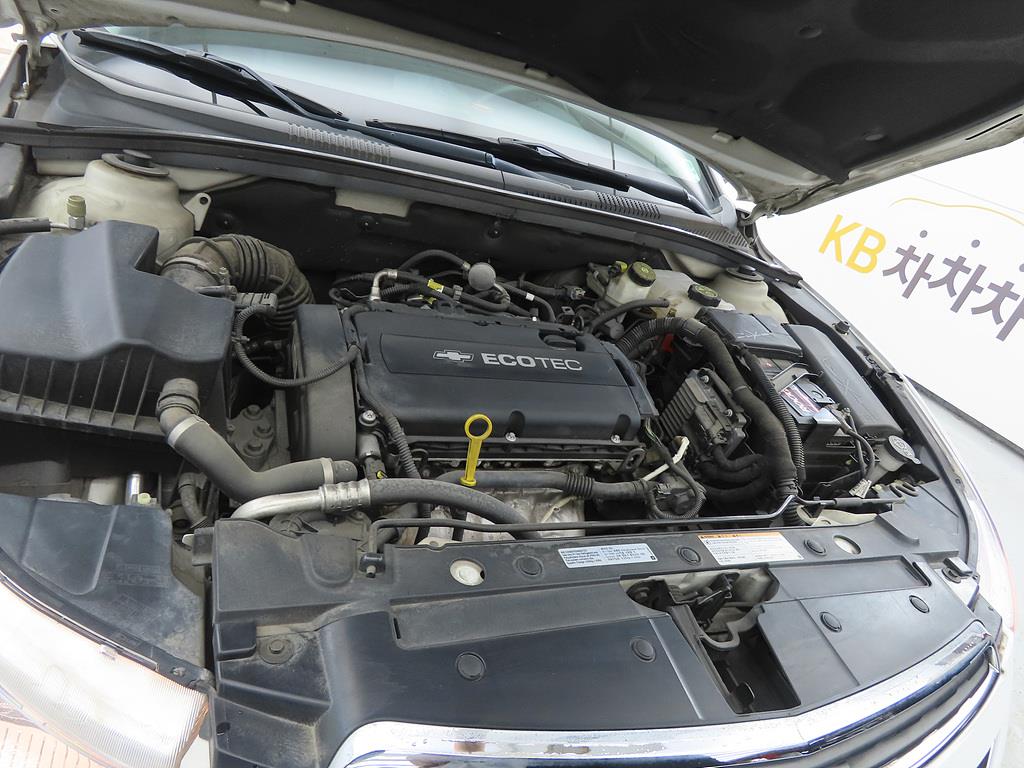 Chevrolet Cruise 2014 Blanco - Importación desde Corea - HF Imports Iquique - Foto 19