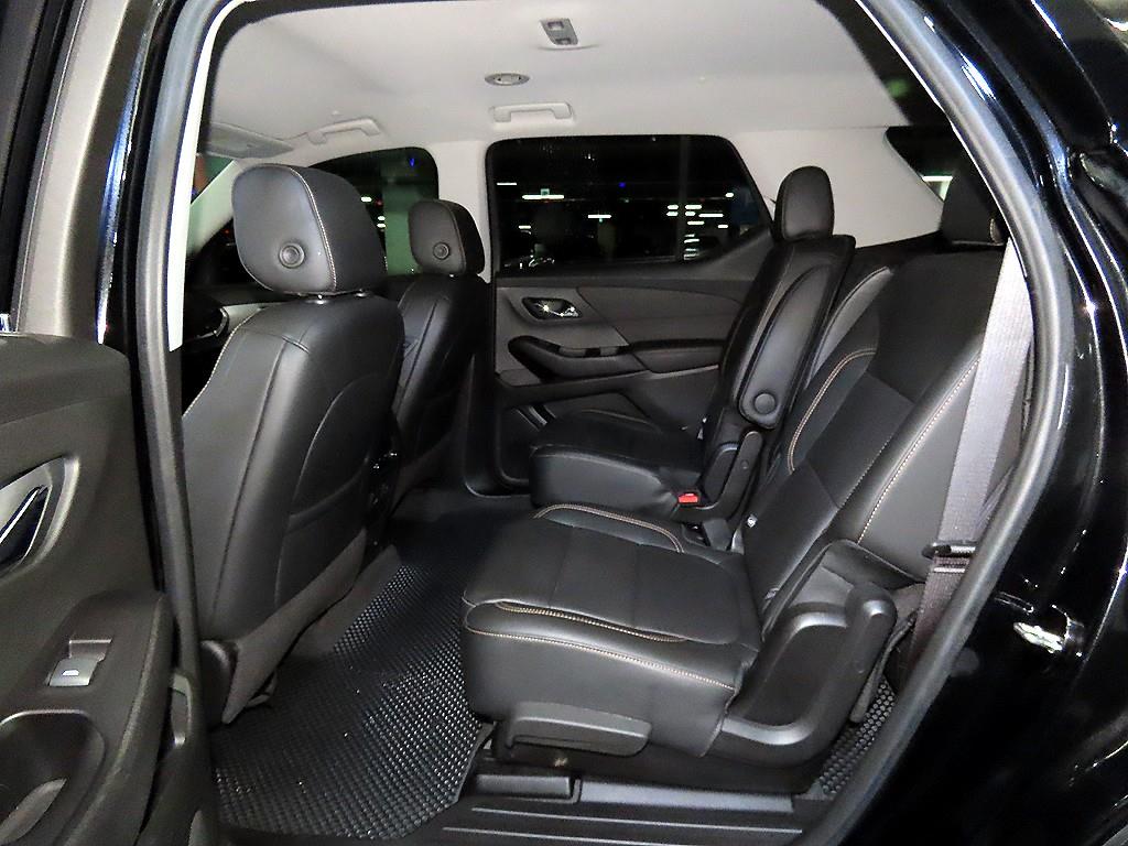 Chevrolet Travers - Vista 7