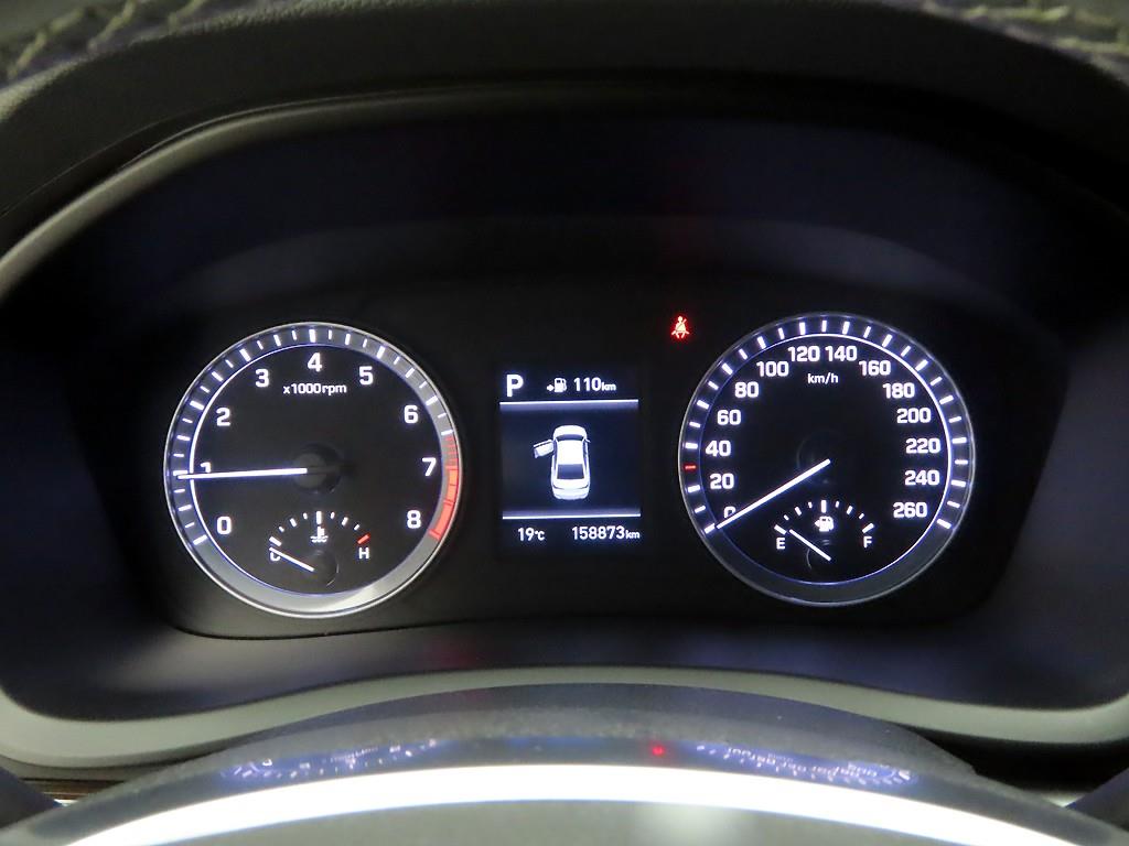 HYUNDAI Sonata - Vista 6