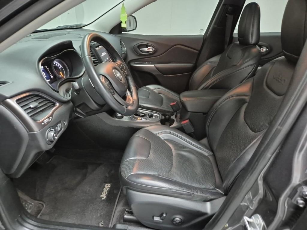 Jeep Cherokee - Vista 6