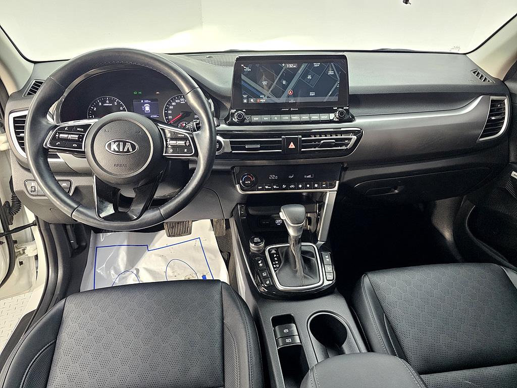 KIA Seltos - Vista 10