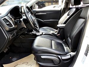 KIA Seltos - Vista 10