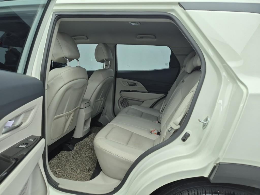 Ssangyong Korando - Vista 12