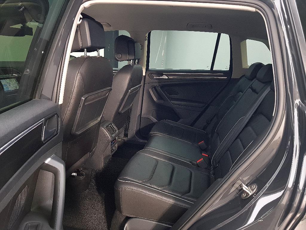 Volkswagen Tiguan - Vista 9