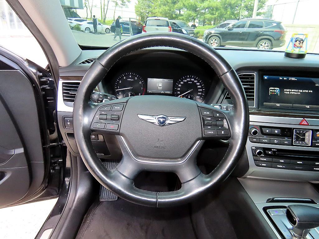 Genesis G80 - Vista 8