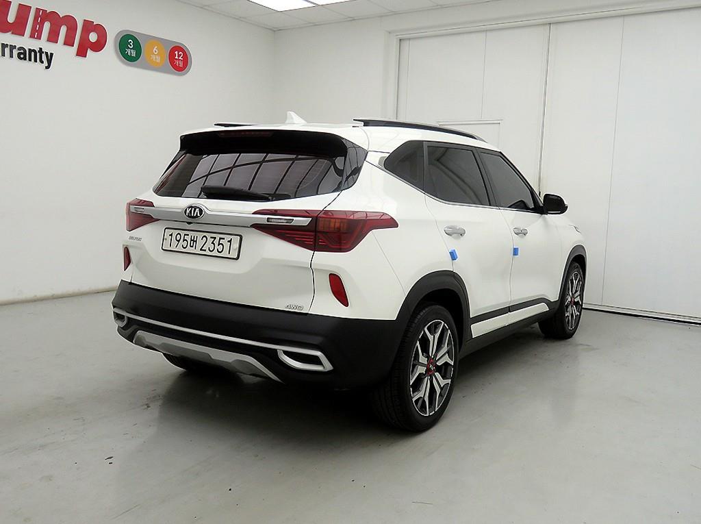 KIA Seltos - Vista 7
