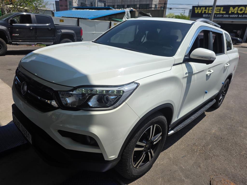 Ssangyong Rexton - Vista 3