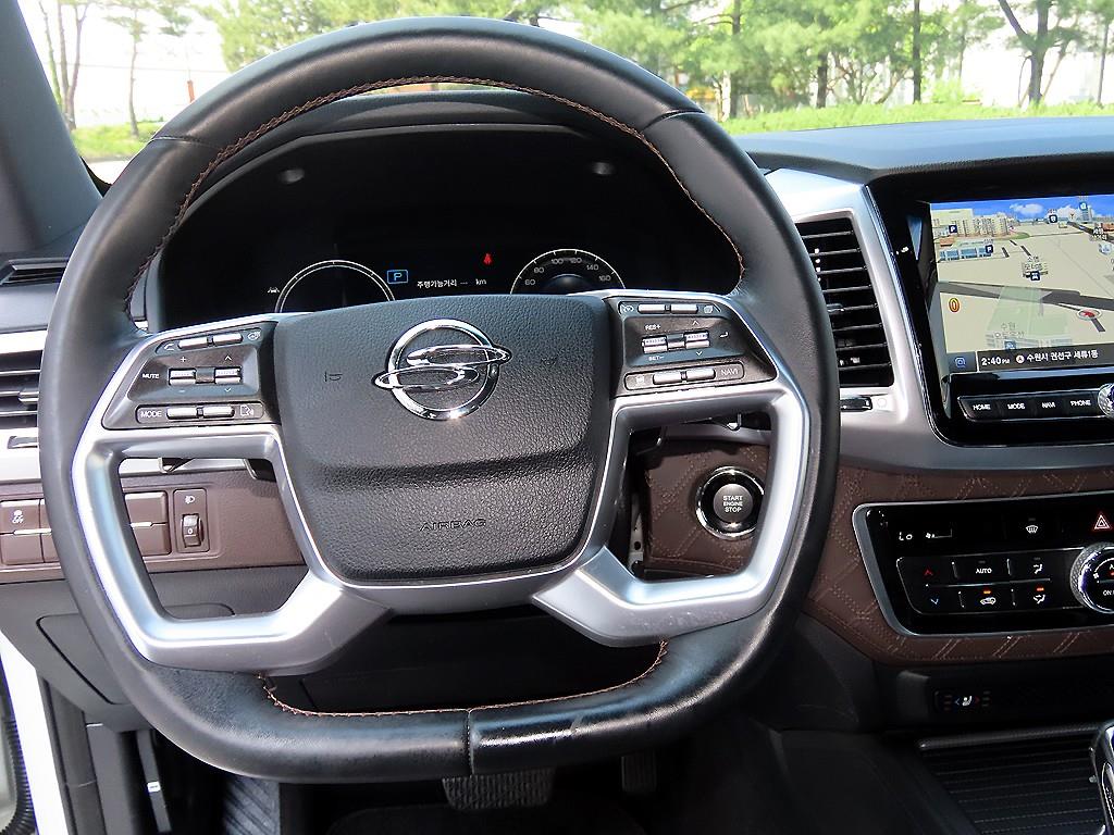 Ssangyong Rexton - Vista 8