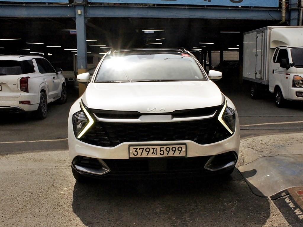 KIA Sportage 2022 Blanco - Importación desde Corea - HF Imports Iquique - Foto 1