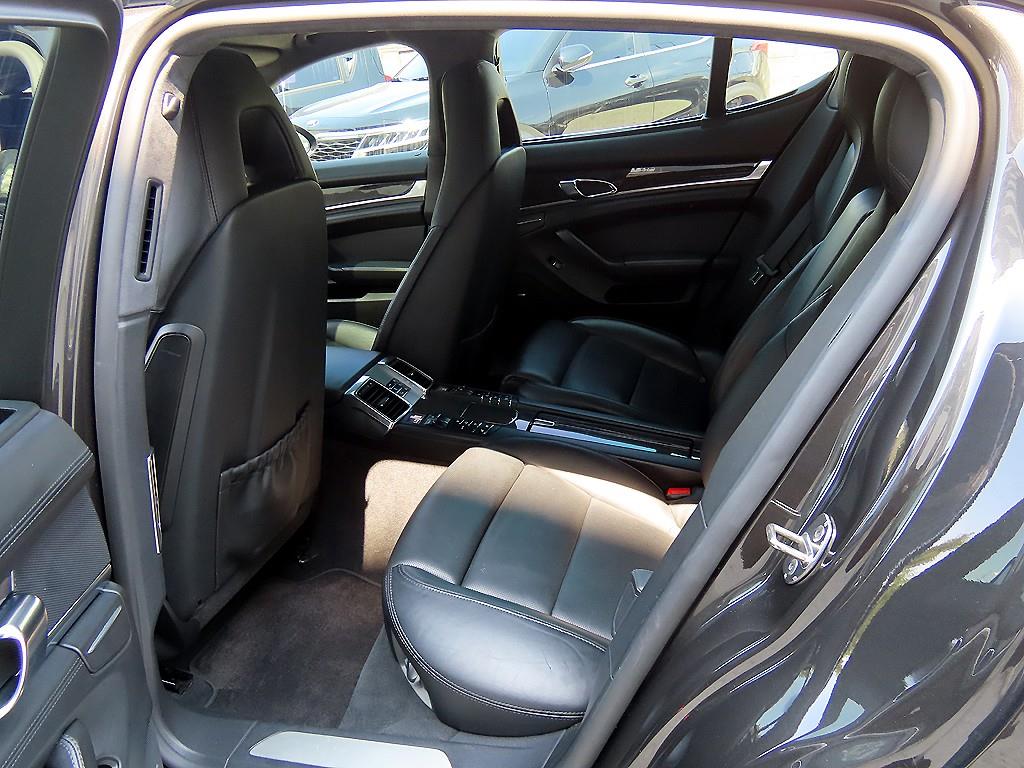 Porsche Panamera - Vista 6