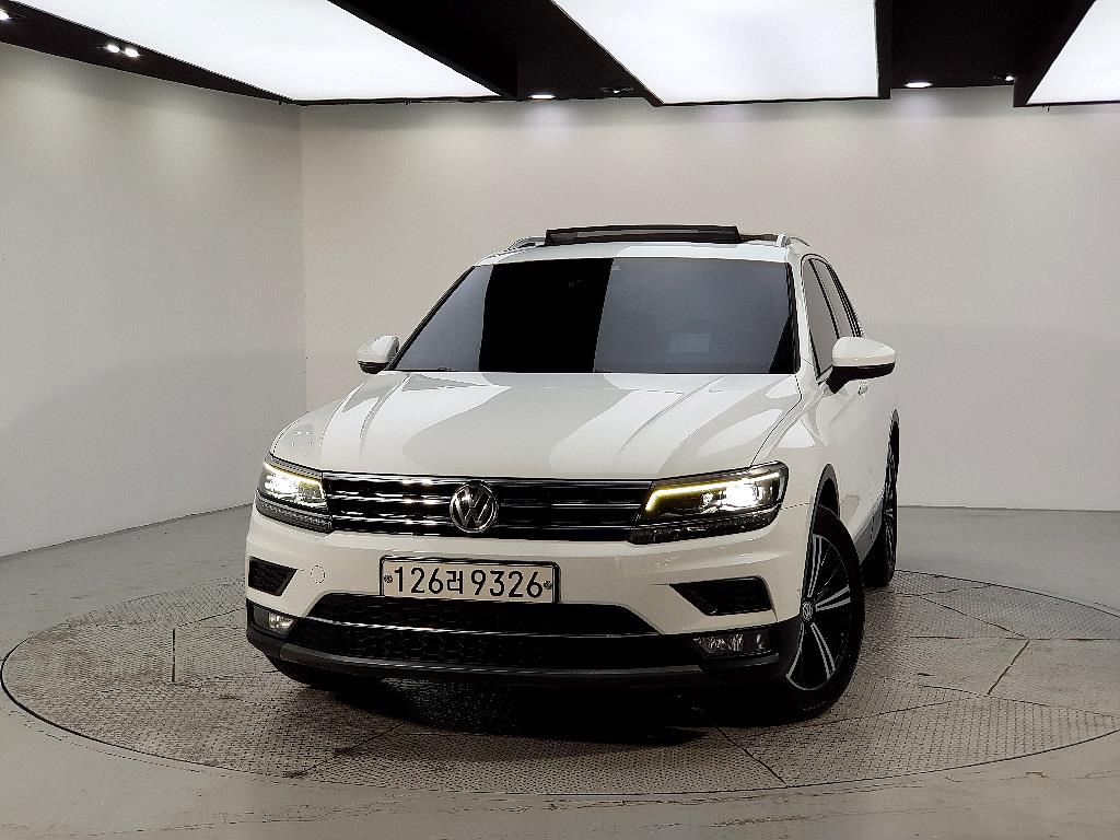 Volkswagen Tiguan - Vista 2