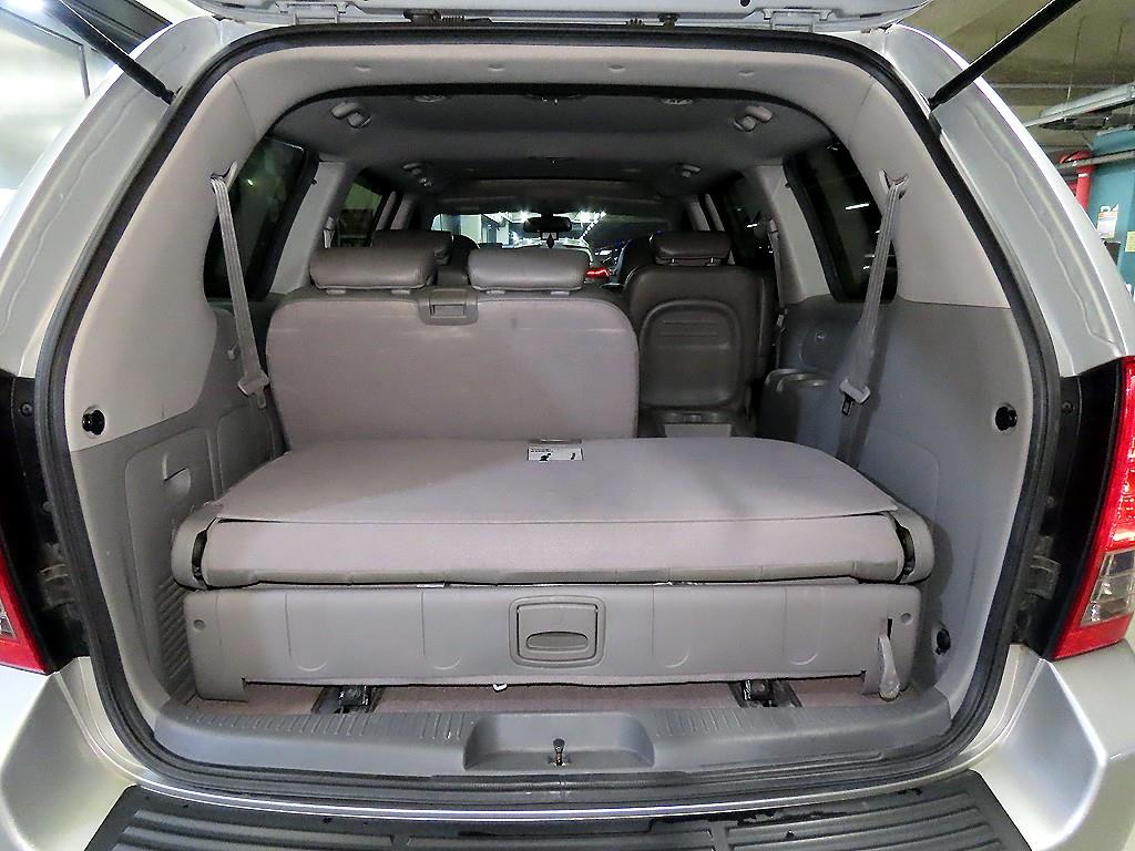 KIA Carnival 2013 Plateado - Importación desde Corea - HF Imports Iquique - Foto 17