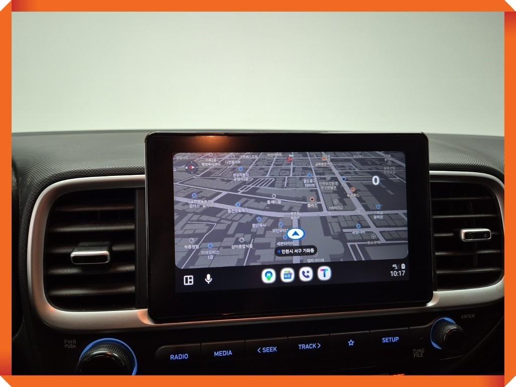 HYUNDAI Venue - Vista 10
