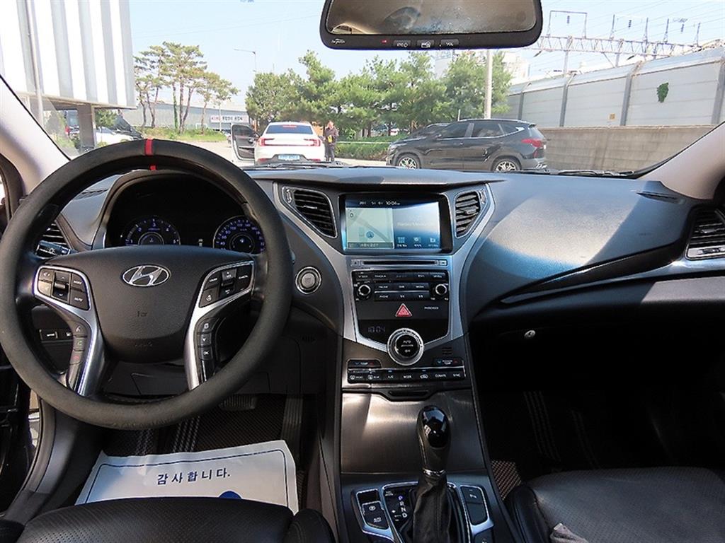 HYUNDAI Grandeur - Vista 7