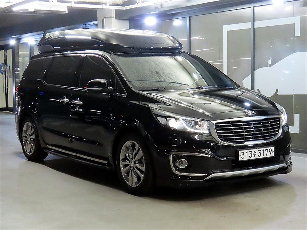 KIA Carnival 2018 Negro - Importación desde Corea - HF Imports Iquique - Foto 1