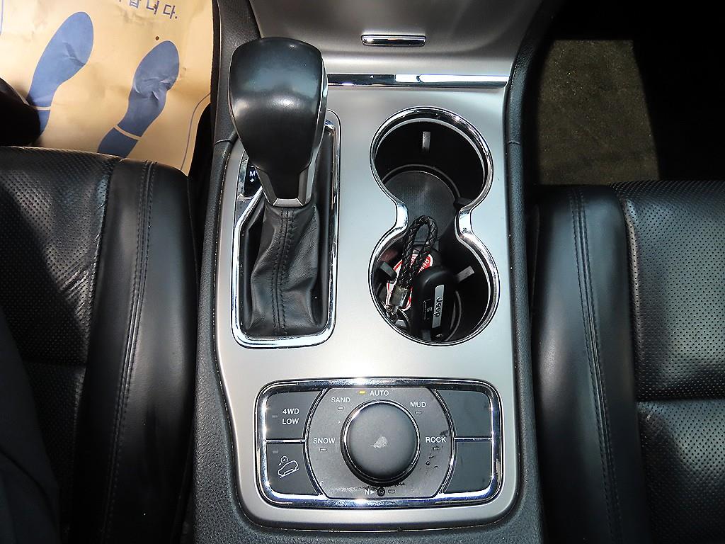 Jeep Cherokee - Vista 10