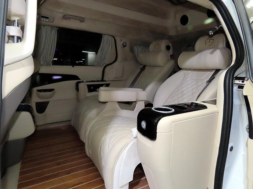 KIA Carnival - Vista 7