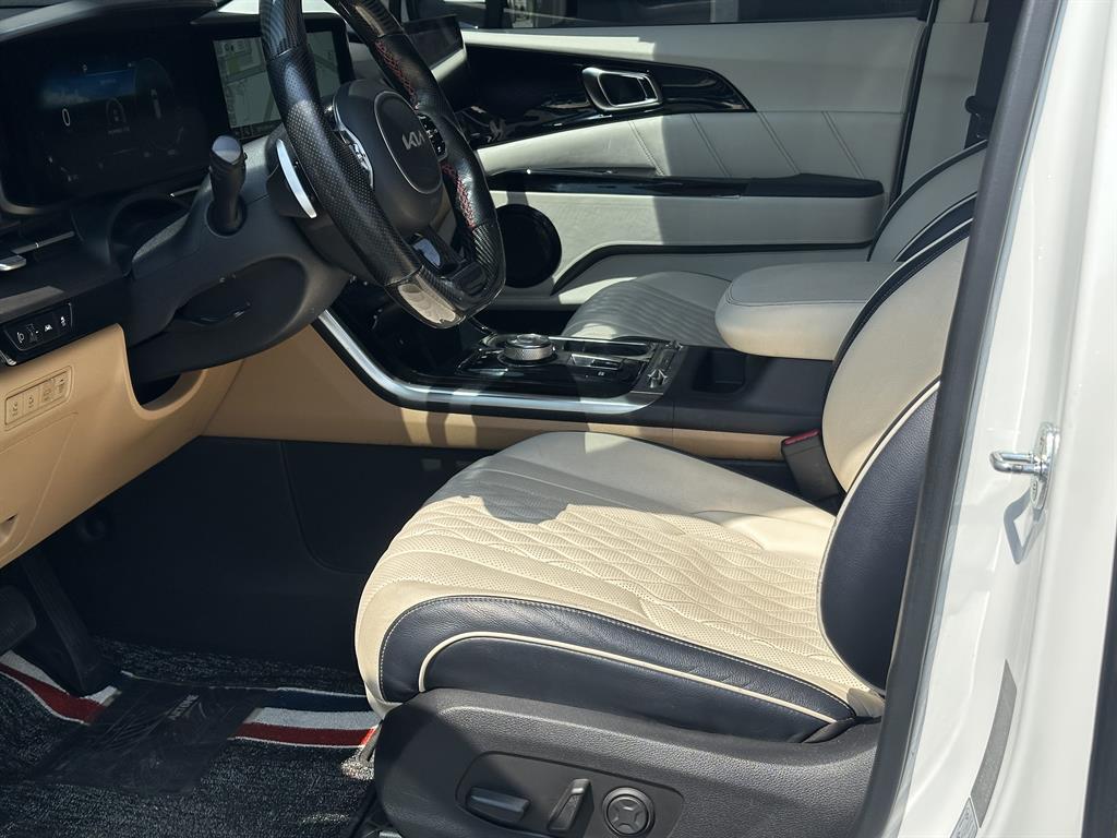 KIA Carnival - Vista 7