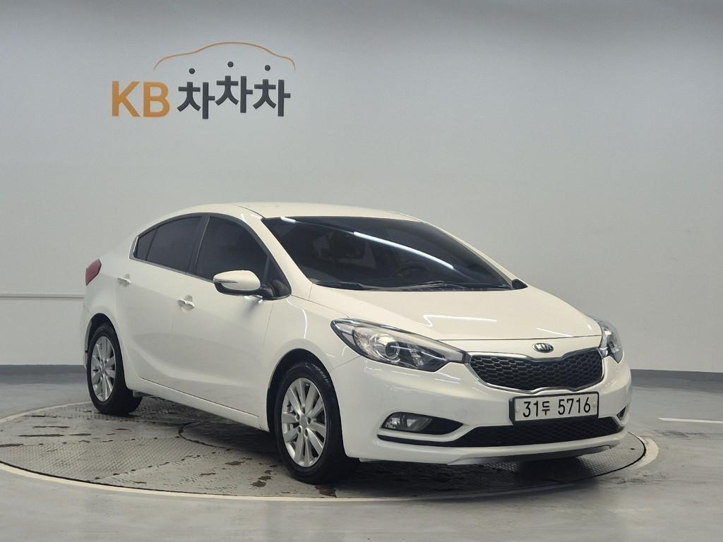 KIA K3 - Vista 4