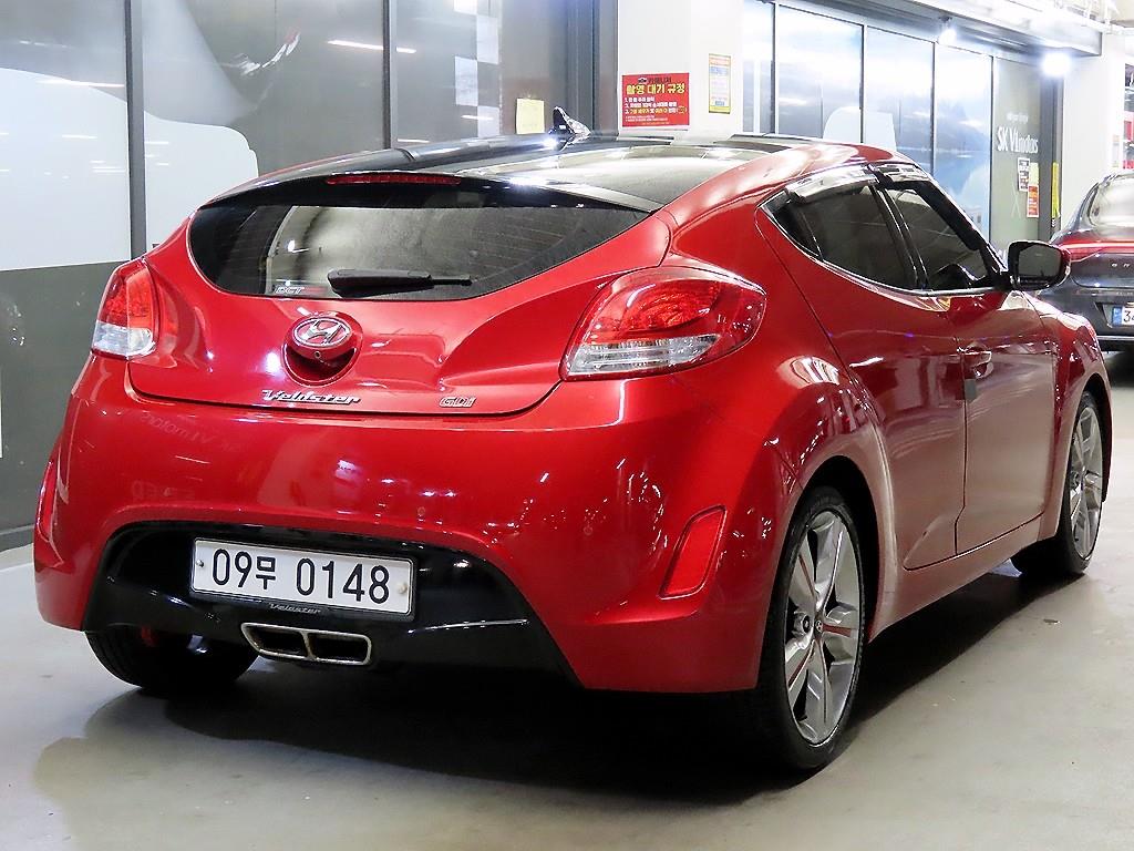 HYUNDAI Veloster - Vista 4