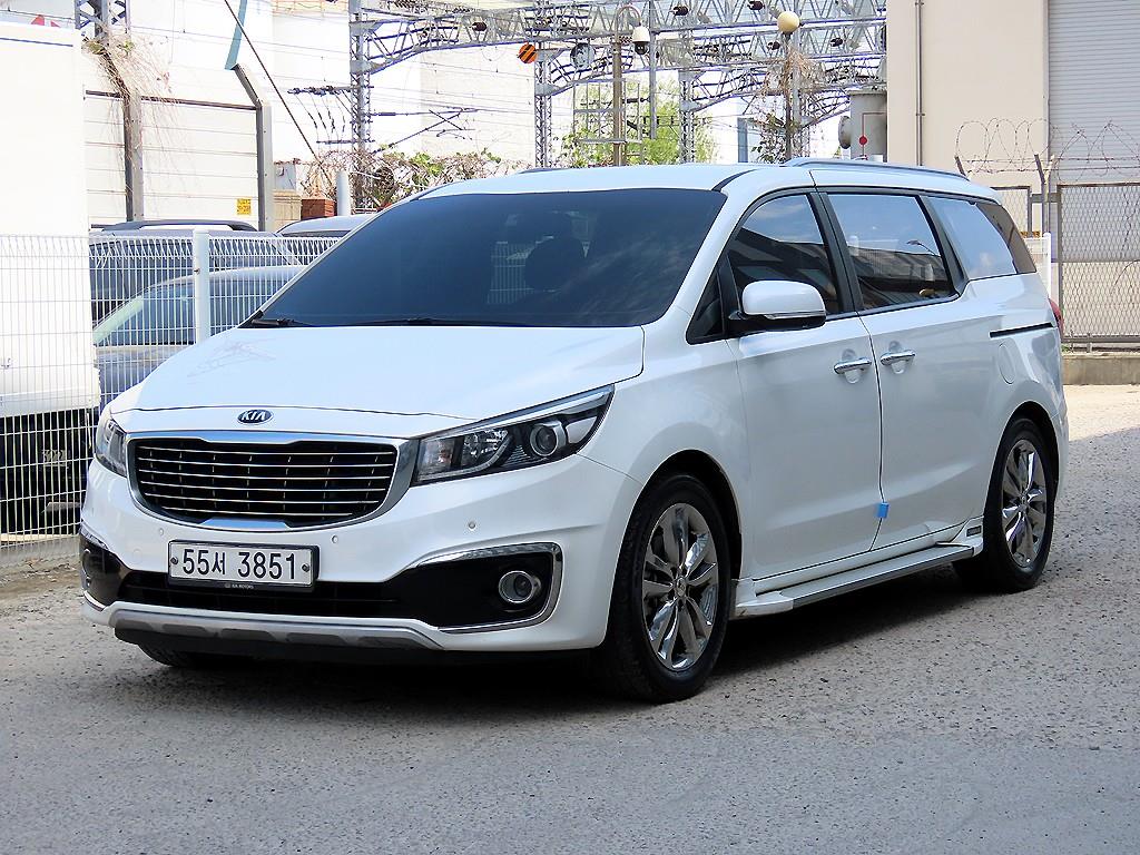 KIA Carnival - Vista 2
