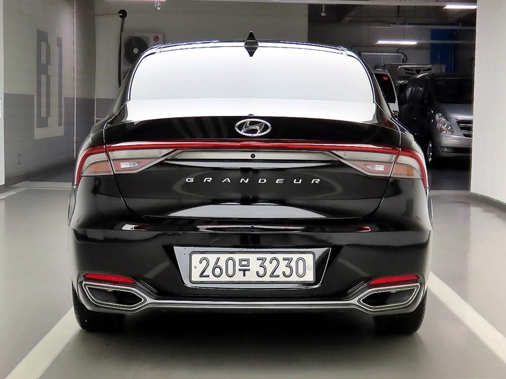 HYUNDAI Grandeur - Vista 3