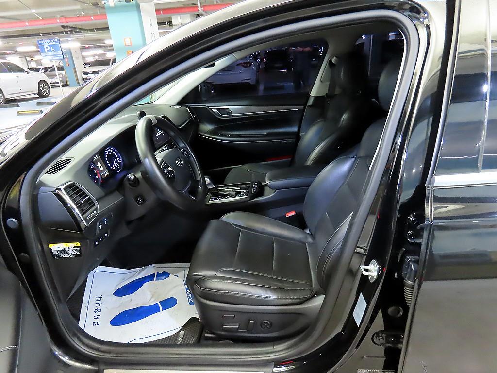 HYUNDAI Grandeur - Vista 6