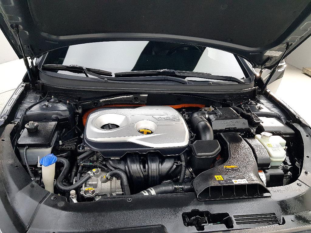 HYUNDAI Sonata - Vista 5