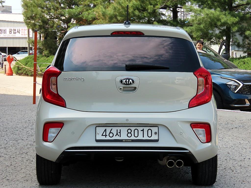 KIA Morning - Vista 4