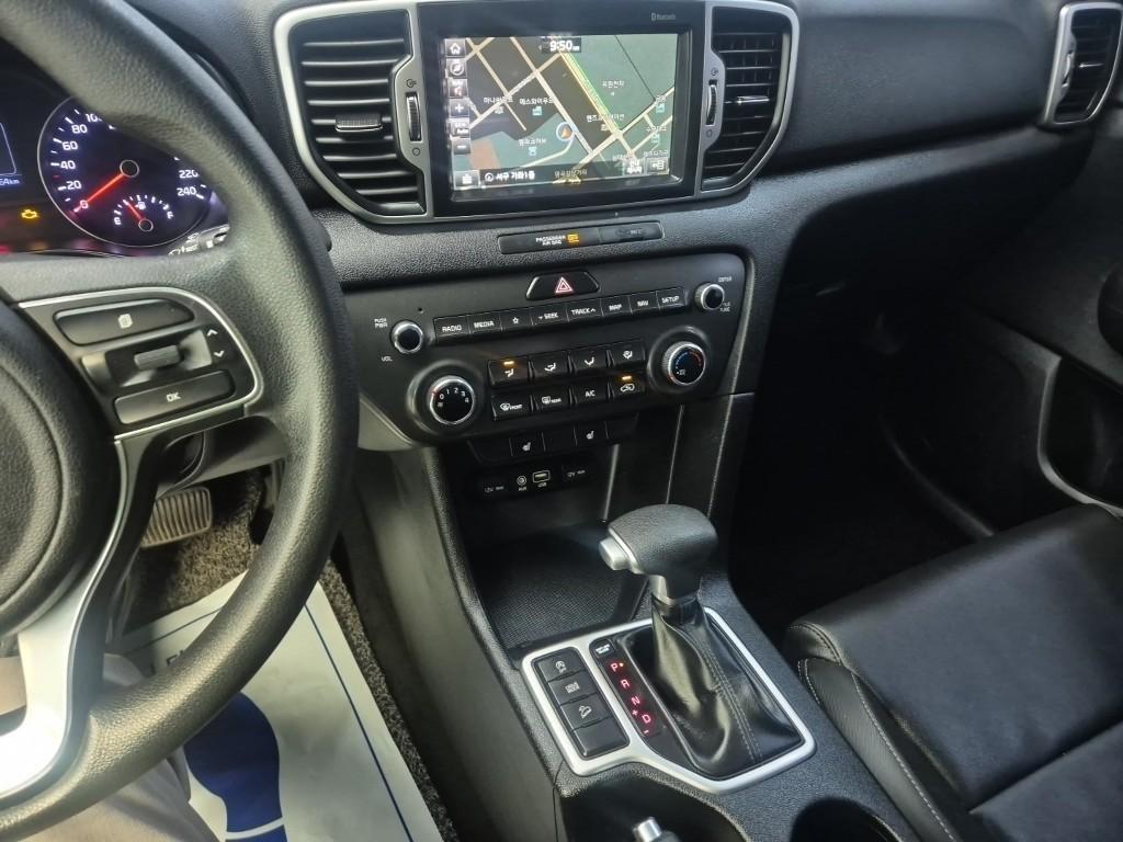 KIA Sportage - Vista 10