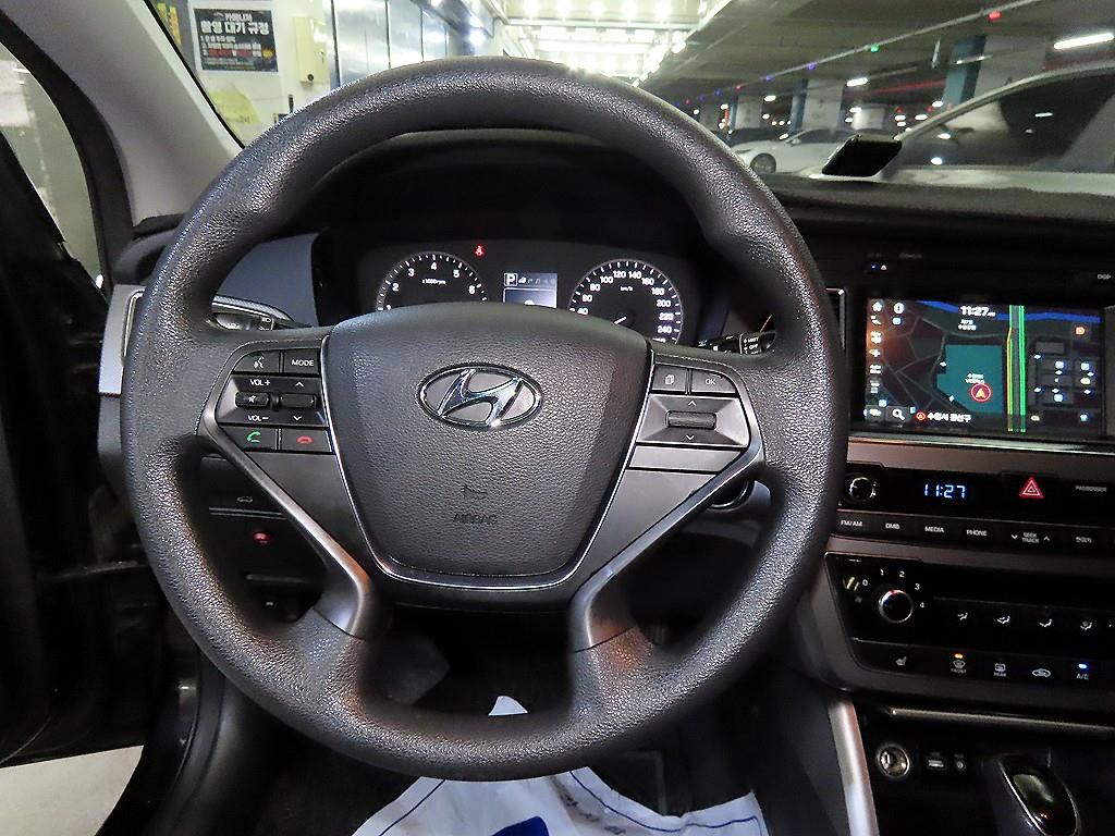 HYUNDAI Sonata - Vista 8