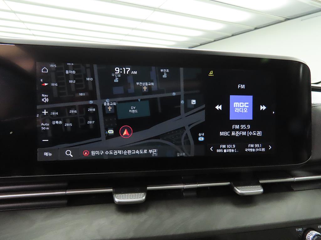 KIA Carnival - Vista 11