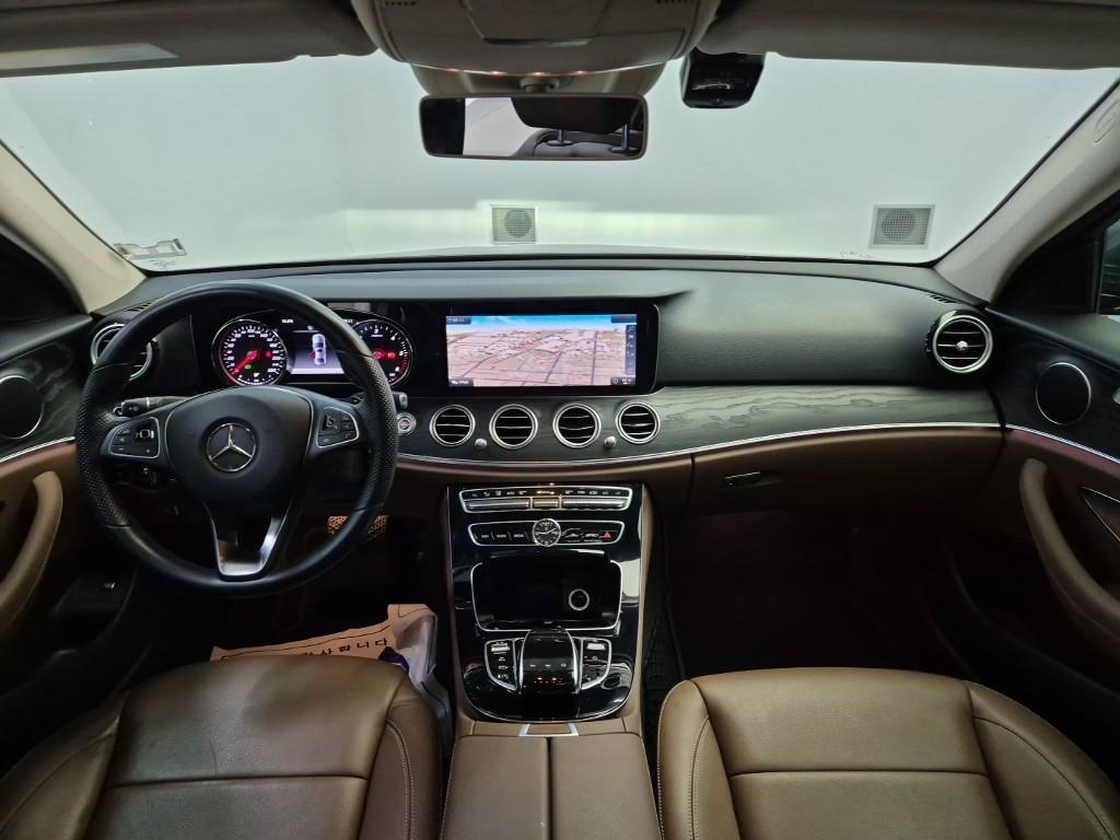Mercedes Benz E class 2017 Gris - Importación desde Corea - HF Imports Iquique - Foto 13