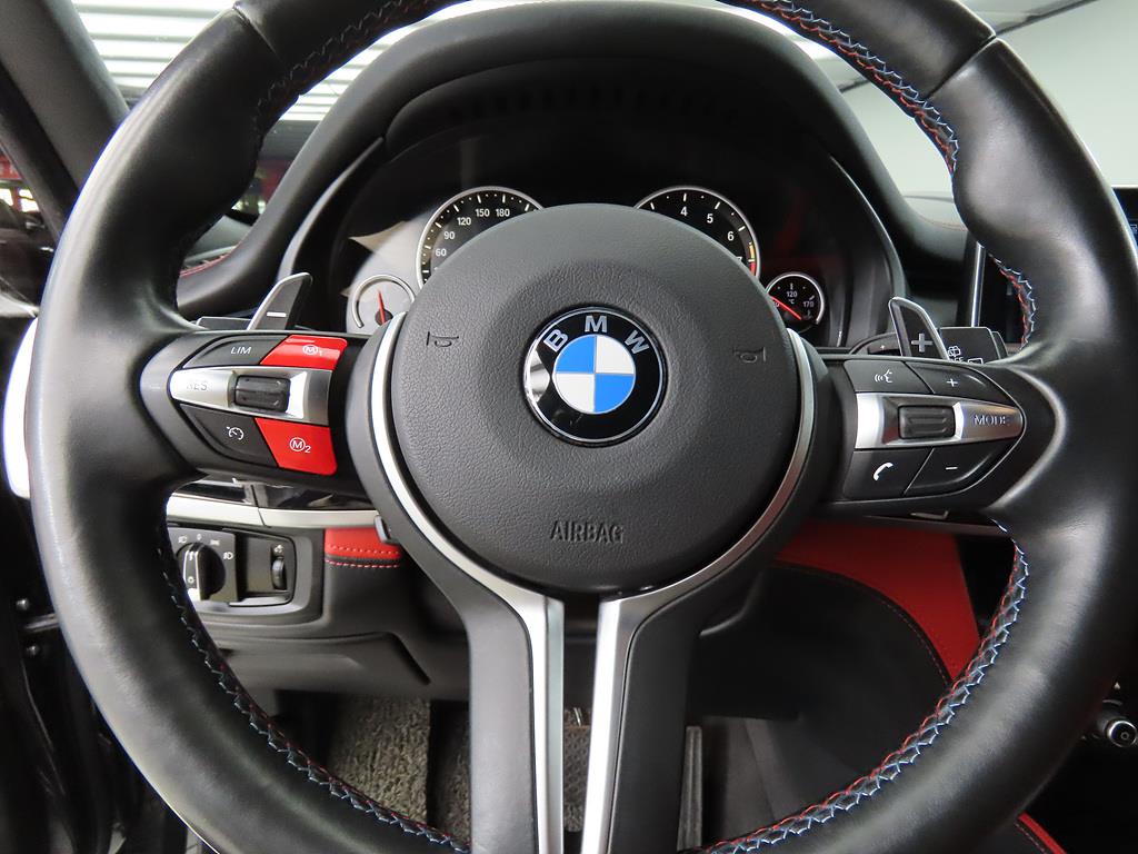 BMW X5M - Vista 8