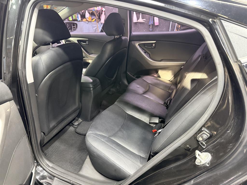 HYUNDAI Avante 2012 Negro - Importación desde Corea - HF Imports Iquique - Foto 19