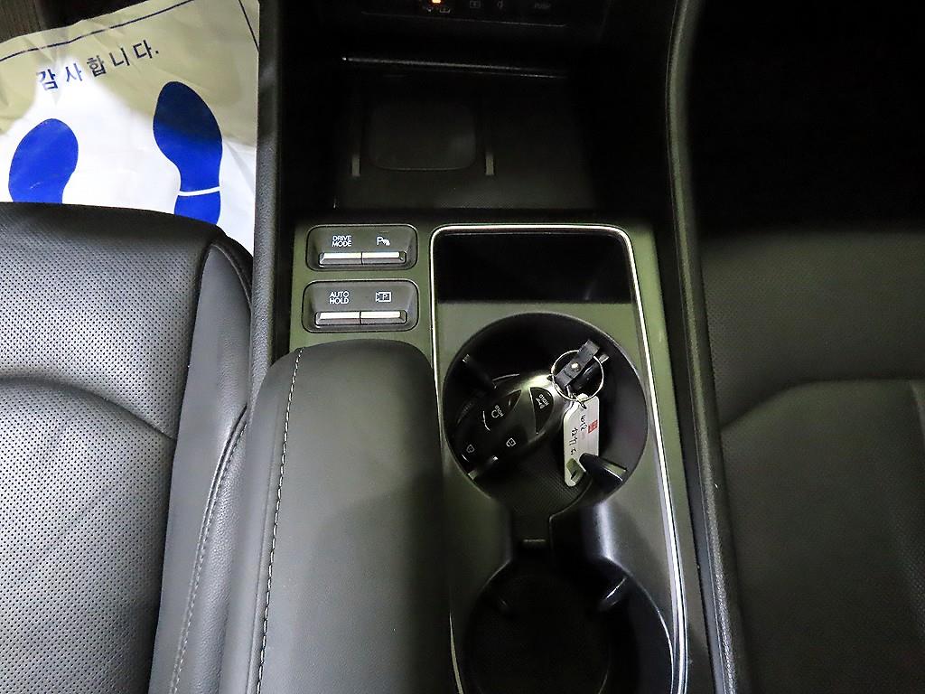 HYUNDAI Sonata - Vista 12