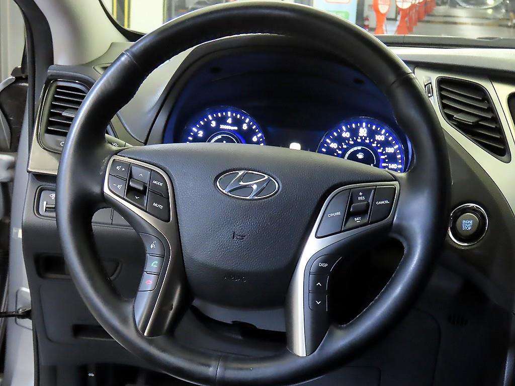 HYUNDAI Grandeur - Vista 8