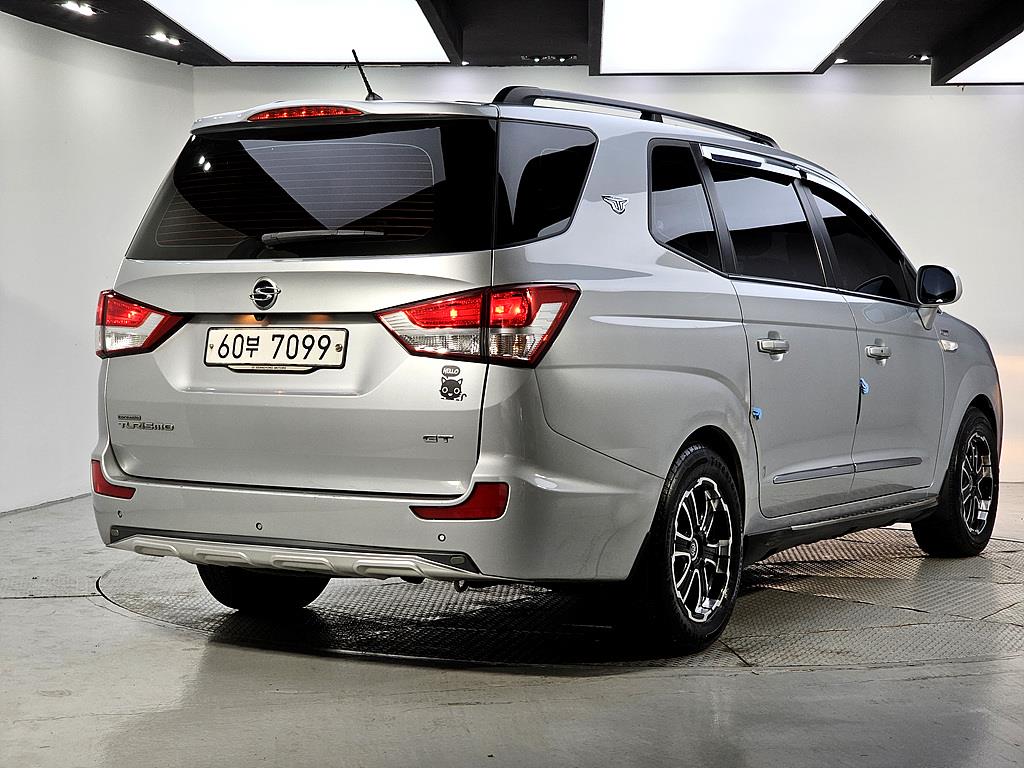 Ssangyong Korando - Vista 4