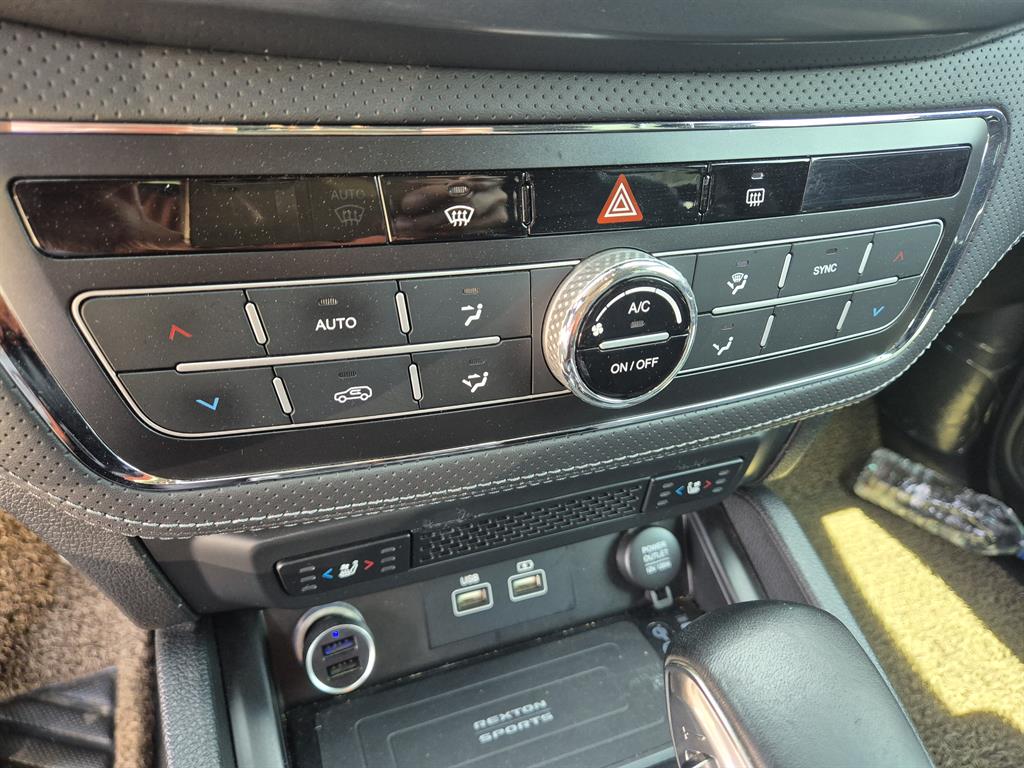 Ssangyong Rexton - Vista 12