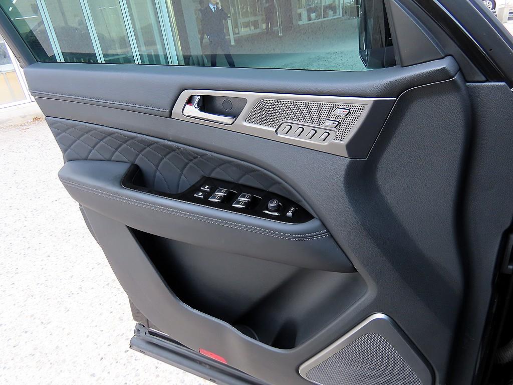 Ssangyong Rexton - Vista 11