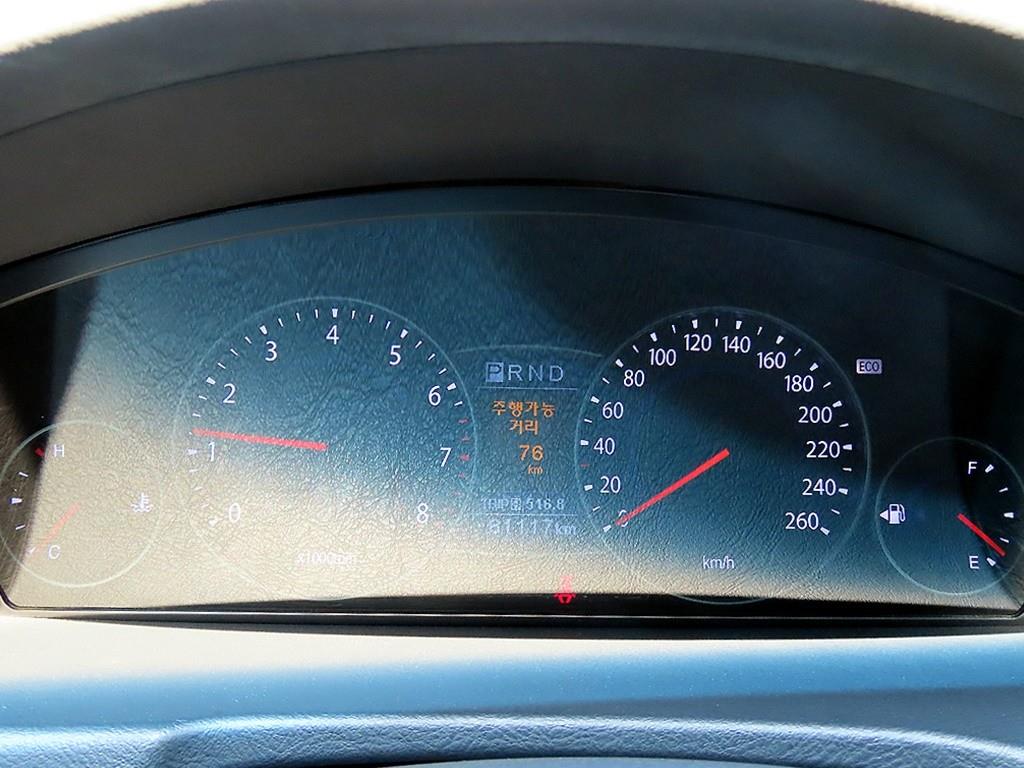 KIA Opirus - Vista 8