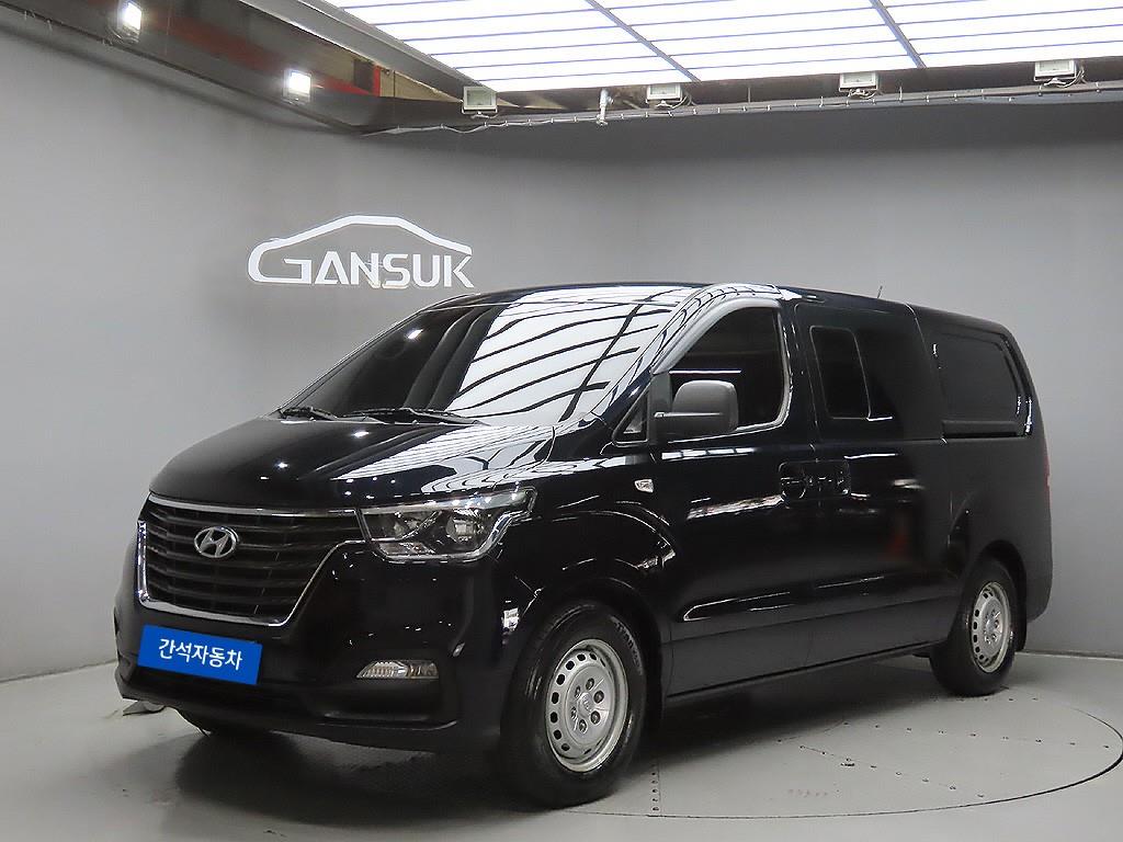 HYUNDAI Starex - Vista 3