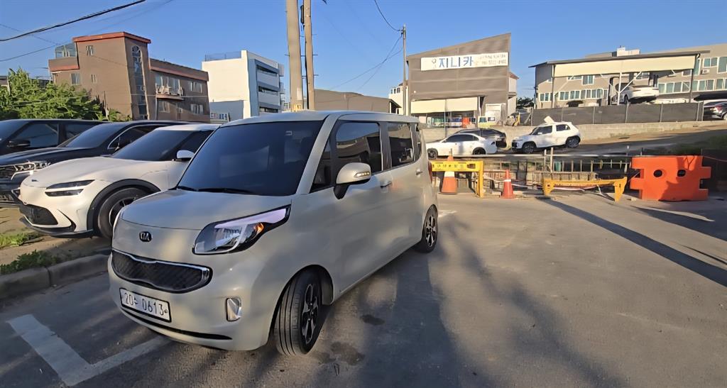 KIA Ray - Vista 2