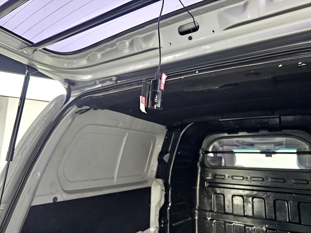 HYUNDAI Starex 2017 Gris - Importación desde Corea - HF Imports Iquique - Foto 17