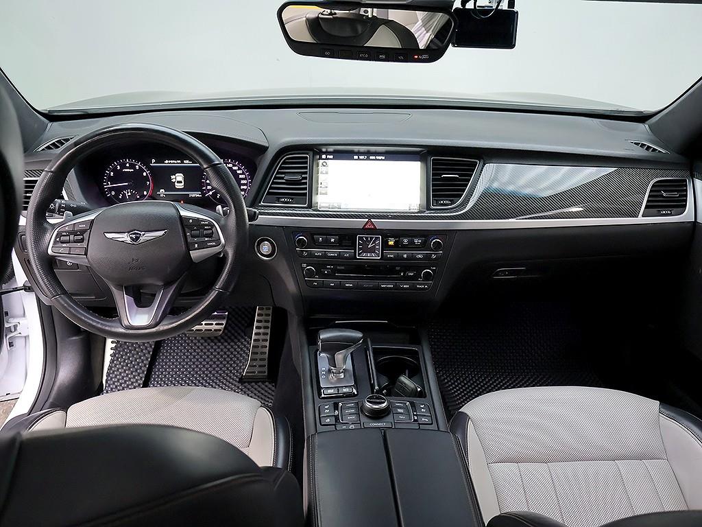 Genesis G80 - Vista 9